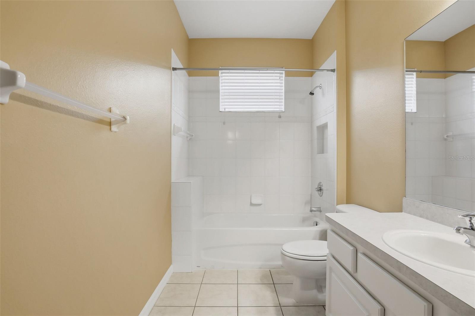 Image 36 of 41 For 14237 Beauly Circle