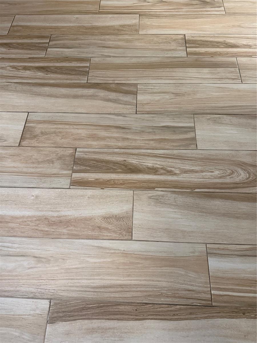 Image 13 of 25 For 8818 Reservation Drive