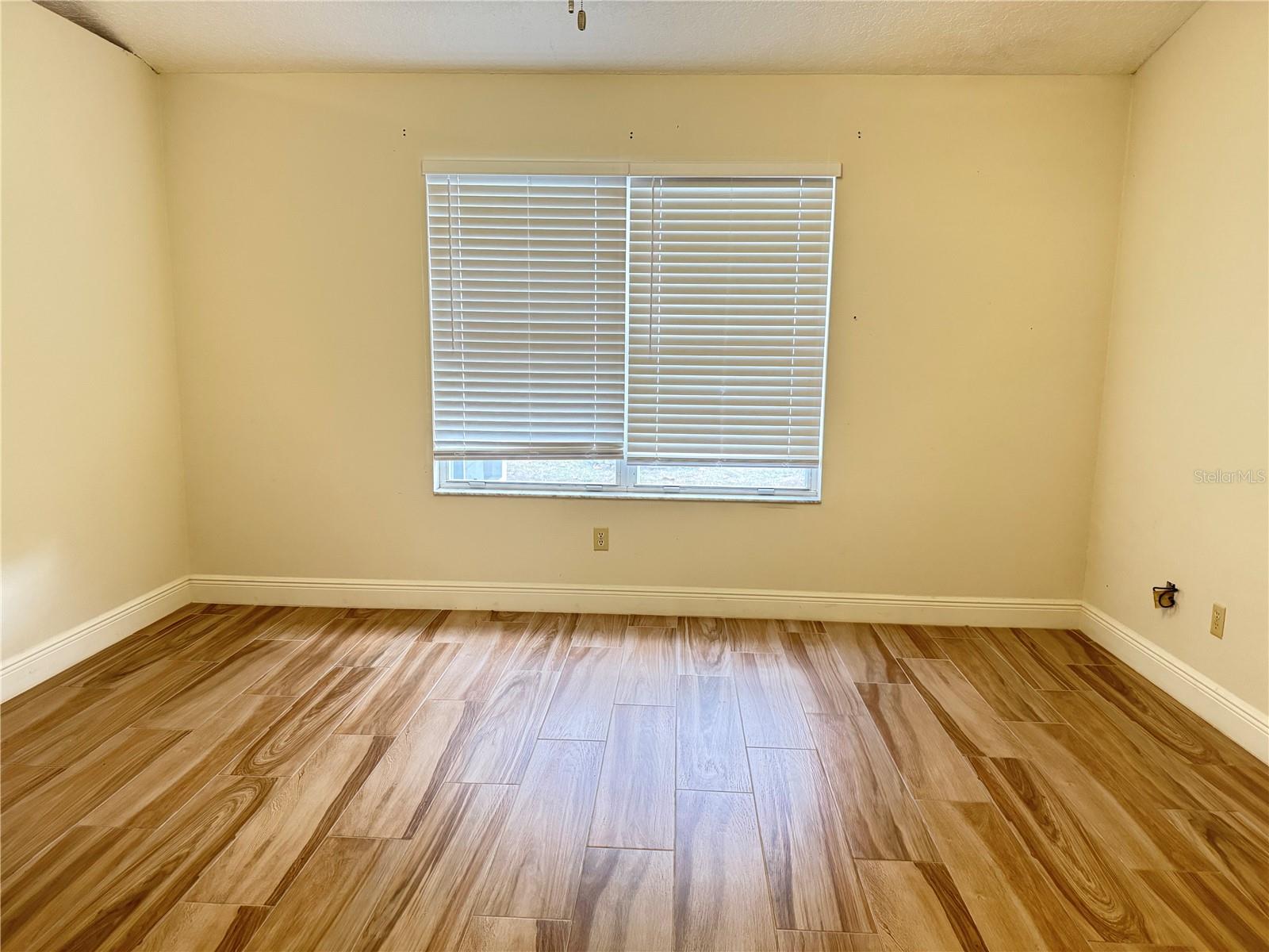 Image 5 of 25 For 8818 Reservation Drive