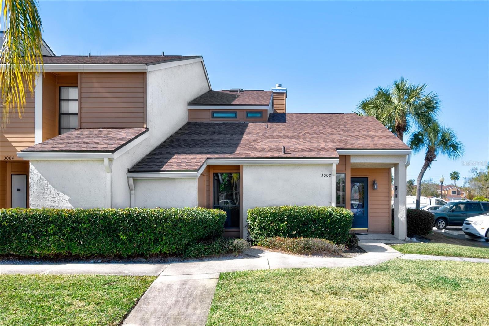 Image 2 of 51 For 3002 Clubview Drive