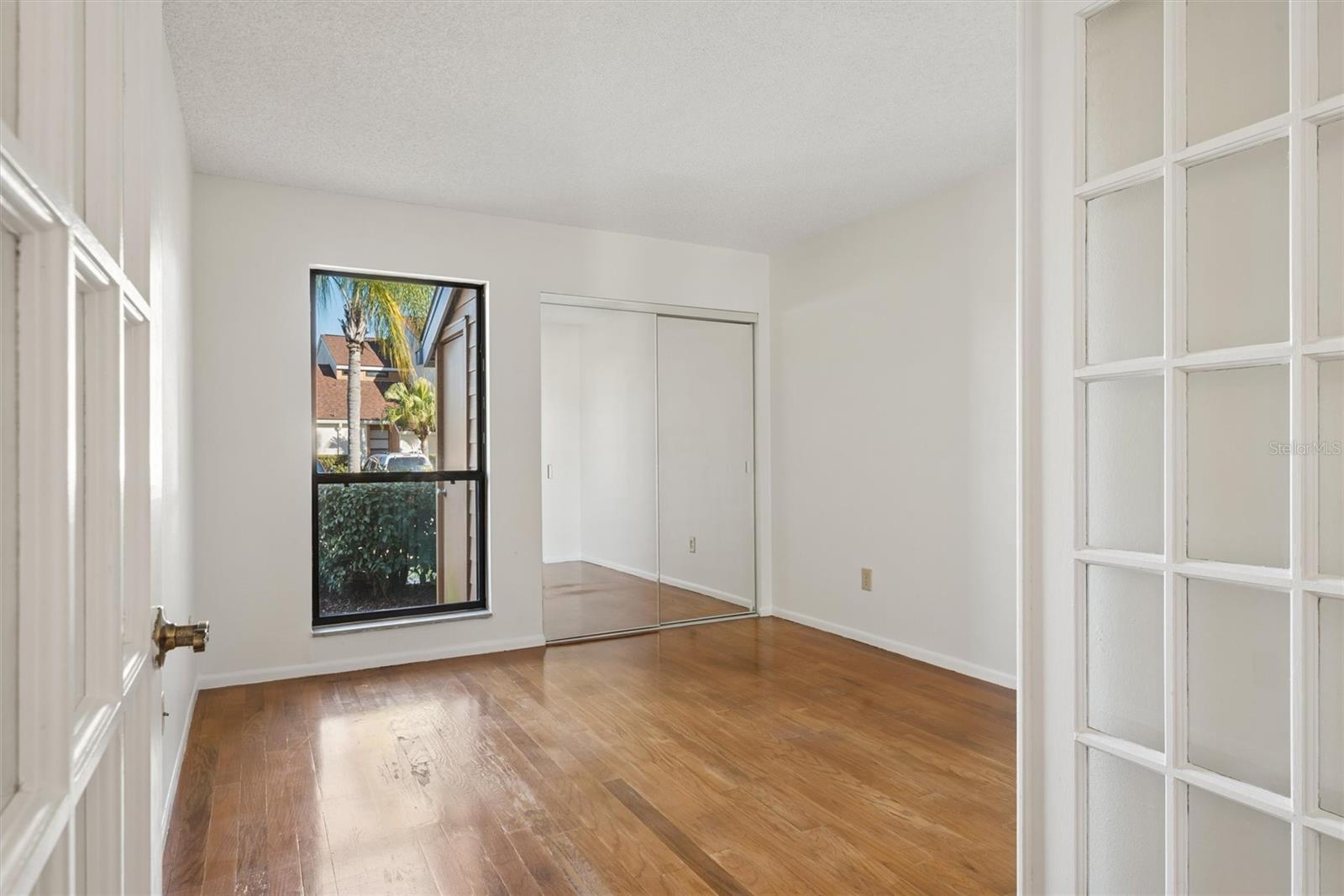 Image 25 of 51 For 3002 Clubview Drive