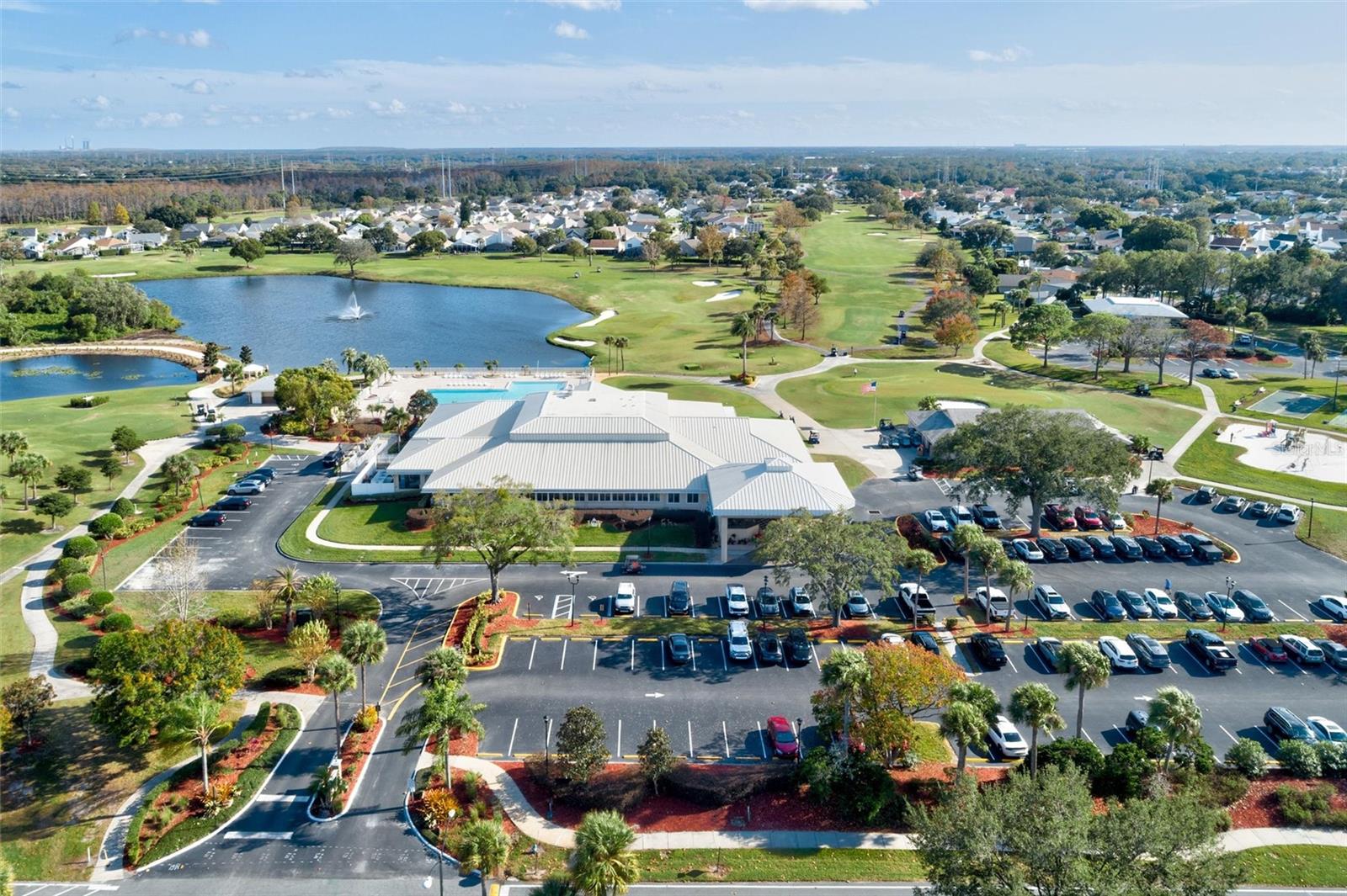 Image 43 of 51 For 3002 Clubview Drive