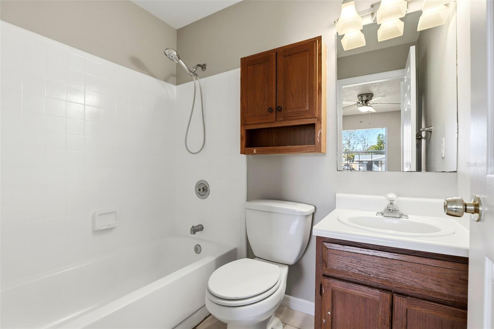 Image 32 of 33 For 1972 Bonneville Drive