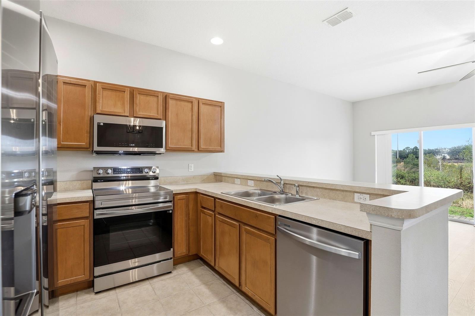 Image 6 of 35 For 12049 Great Commission Way