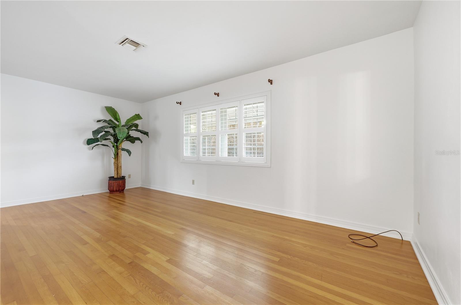 Image 13 of 25 For 2503 Jamie Circle