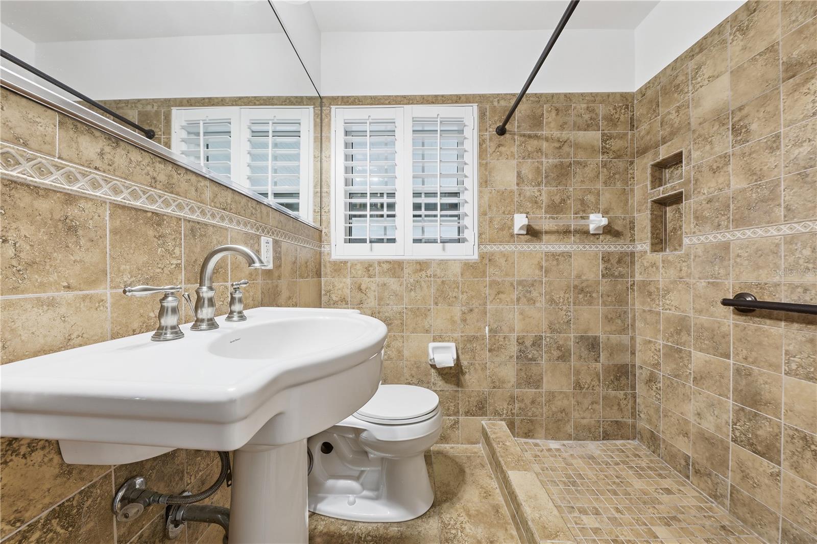 Image 16 of 25 For 2503 Jamie Circle