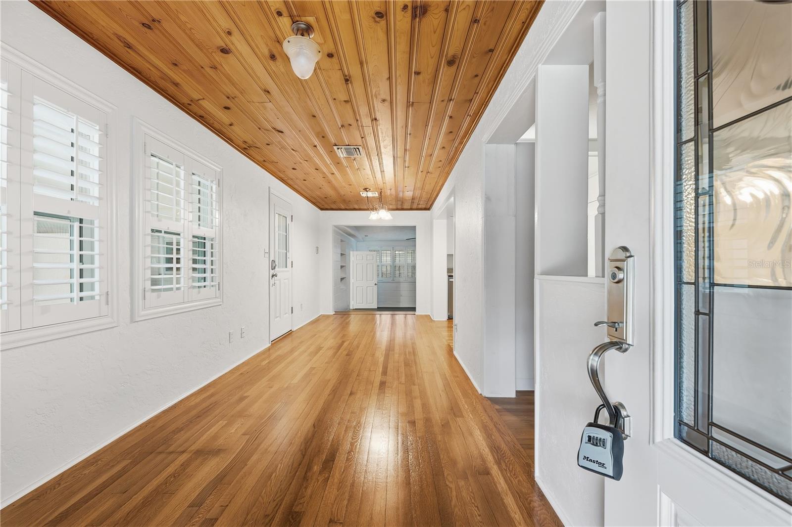 Image 3 of 25 For 2503 Jamie Circle