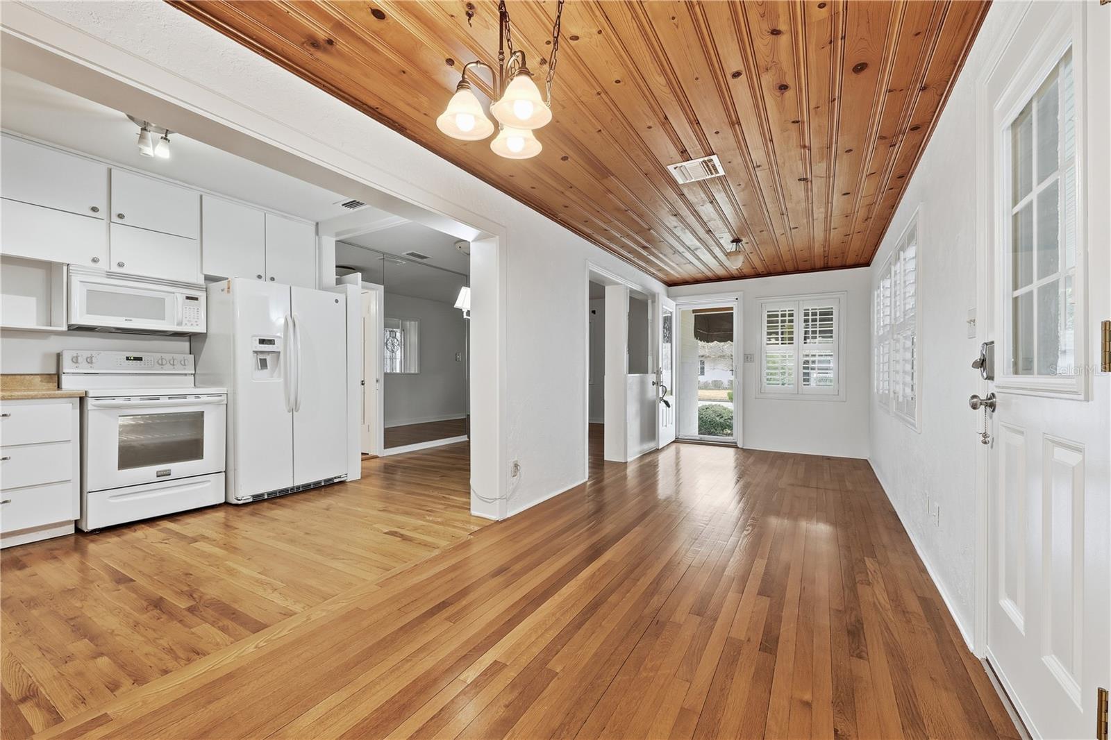 Image 5 of 25 For 2503 Jamie Circle