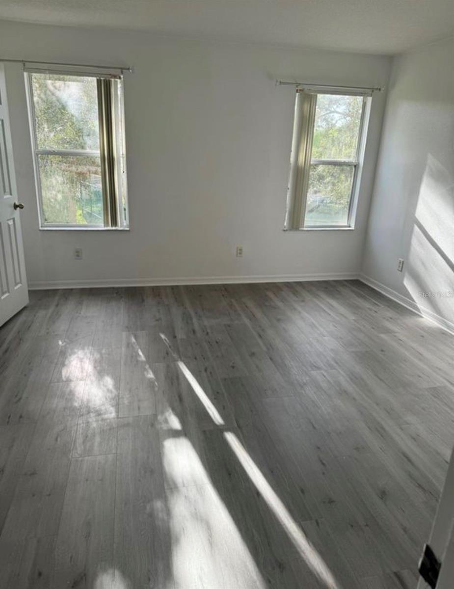 Image 13 of 16 For 1289 Beach Circle