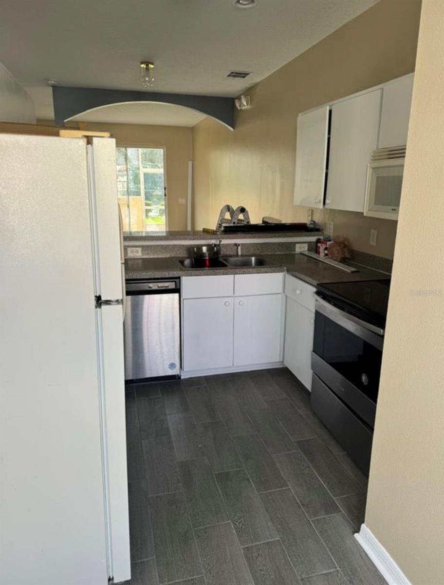 Image 14 of 16 For 1289 Beach Circle