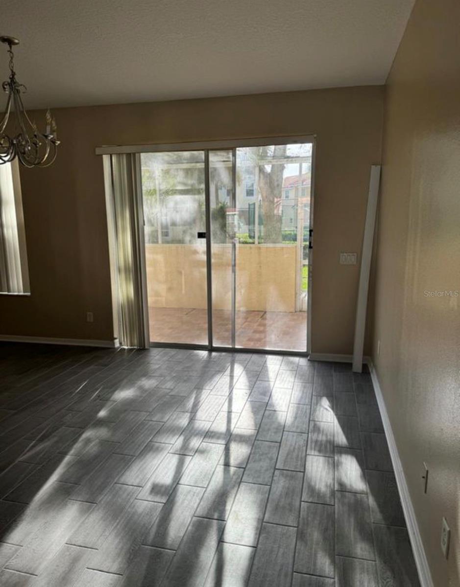 Image 3 of 16 For 1289 Beach Circle