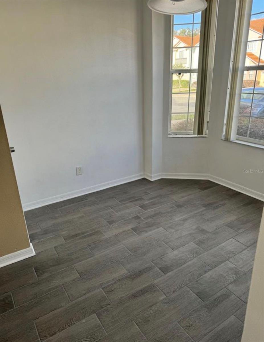 Image 5 of 16 For 1289 Beach Circle