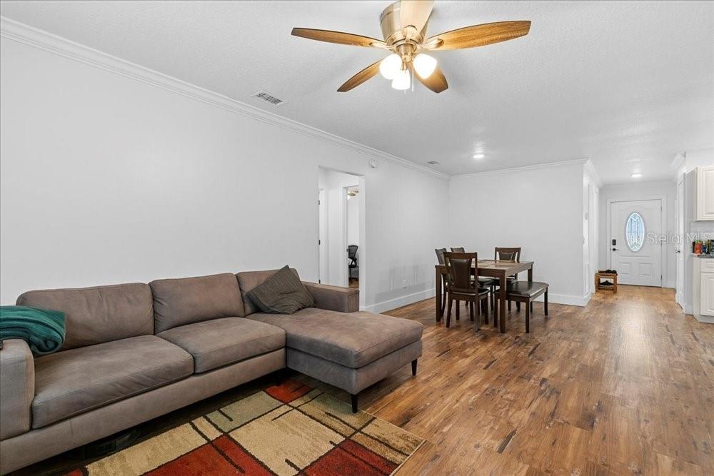 Image 18 of 56 For 2090 8th Avenue