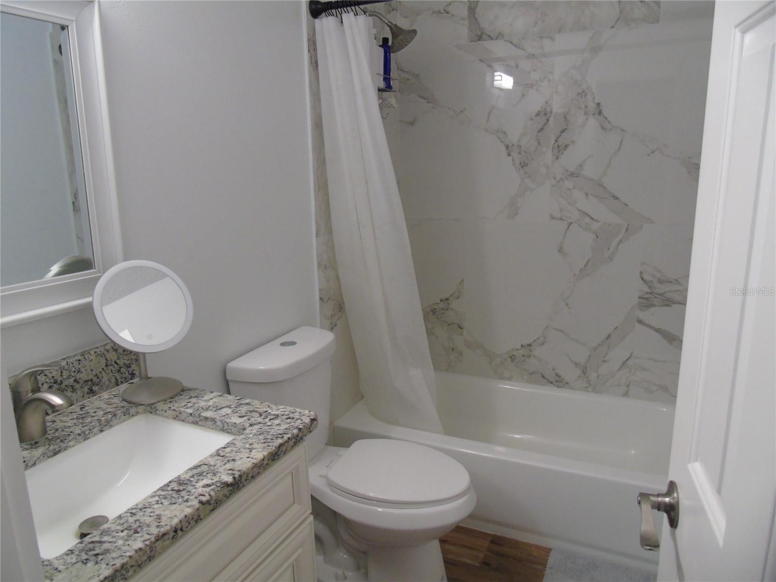 Image 21 of 56 For 2090 8th Avenue