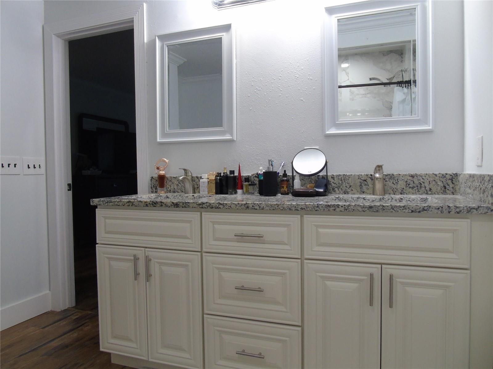 Image 22 of 56 For 2090 8th Avenue