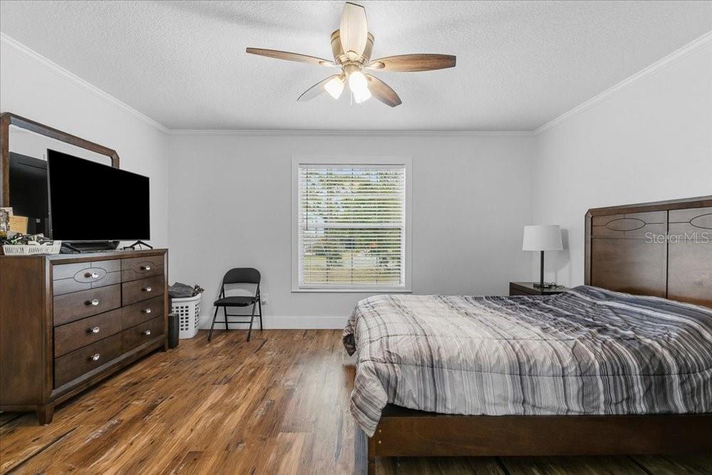 Image 27 of 56 For 2090 8th Avenue