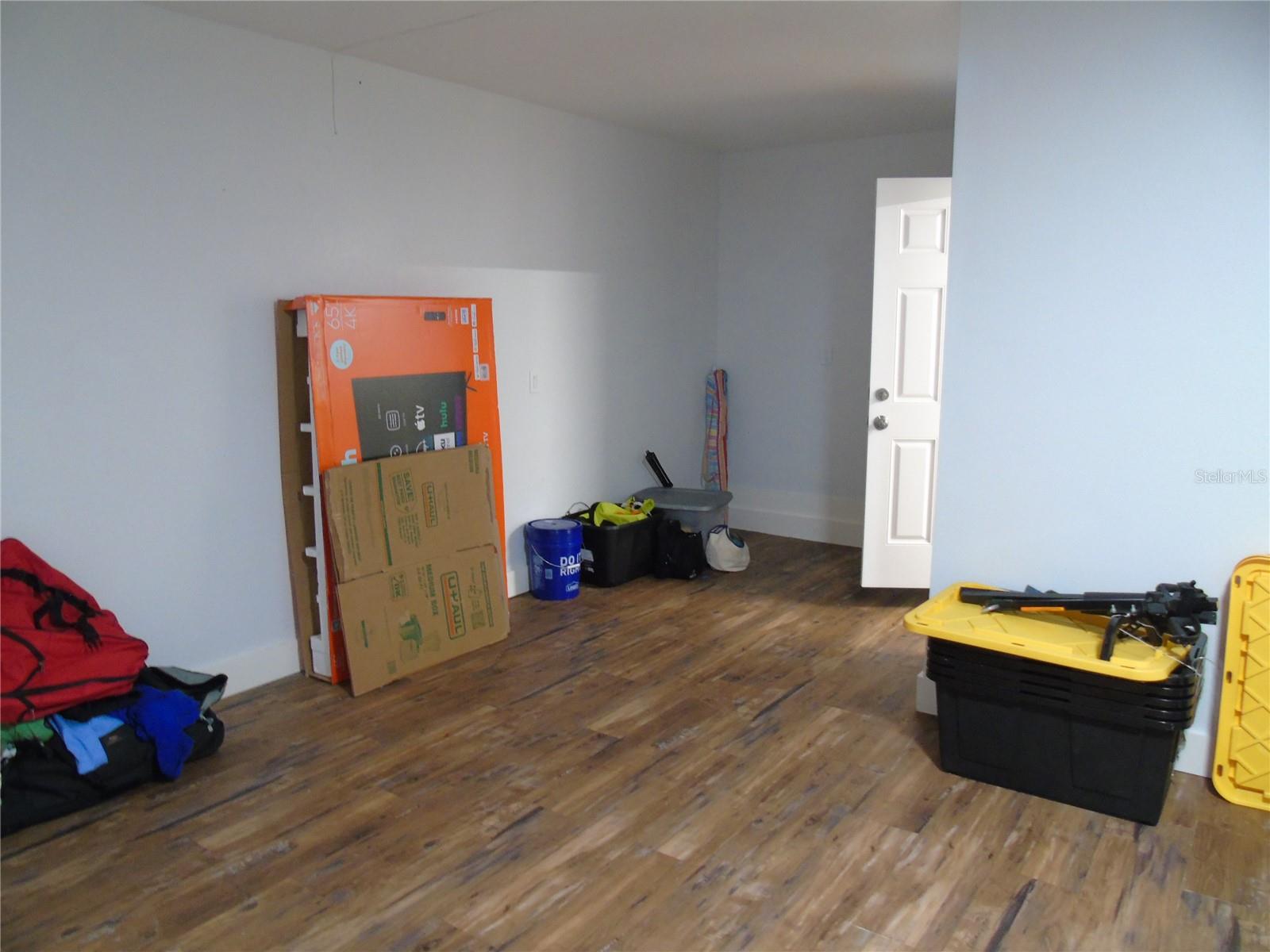 Image 35 of 56 For 2090 8th Avenue