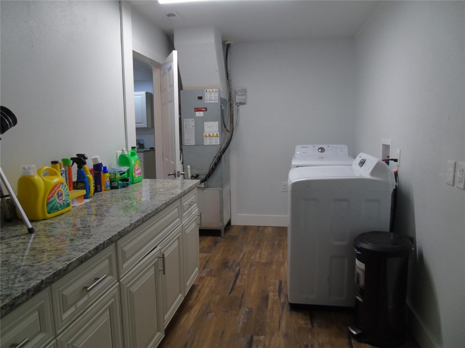 Image 38 of 56 For 2090 8th Avenue