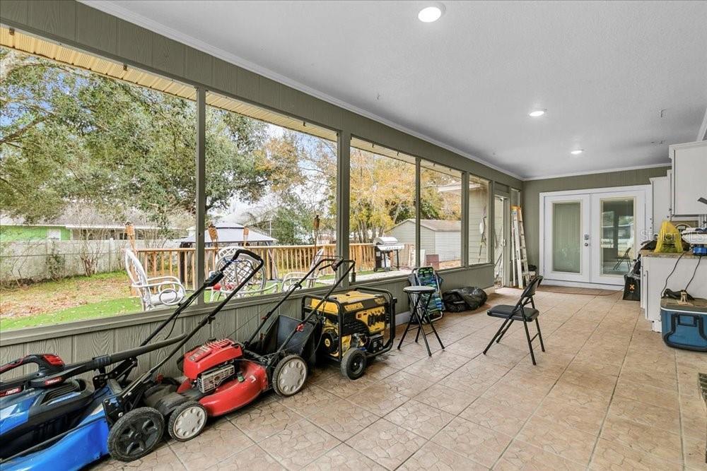 Image 40 of 56 For 2090 8th Avenue