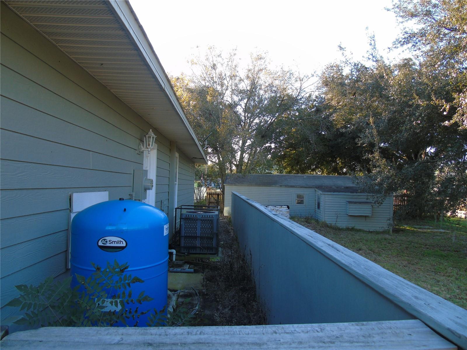 Image 48 of 56 For 2090 8th Avenue