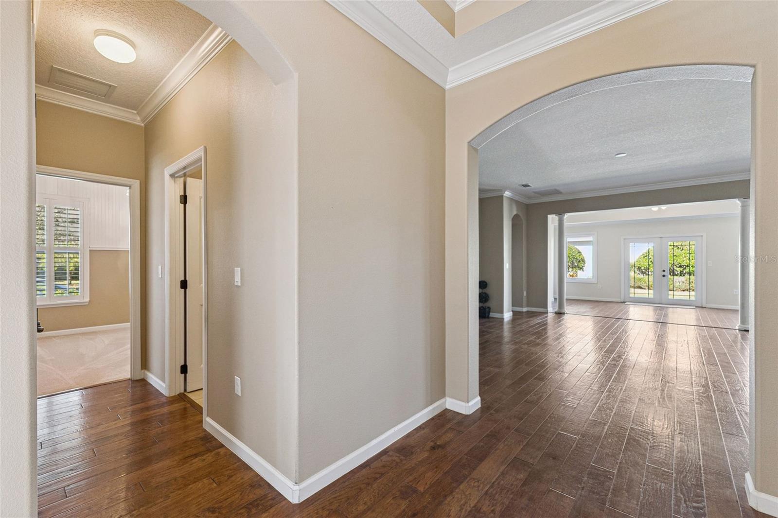 Image 10 of 56 For 1627 Victoria Gardens Drive