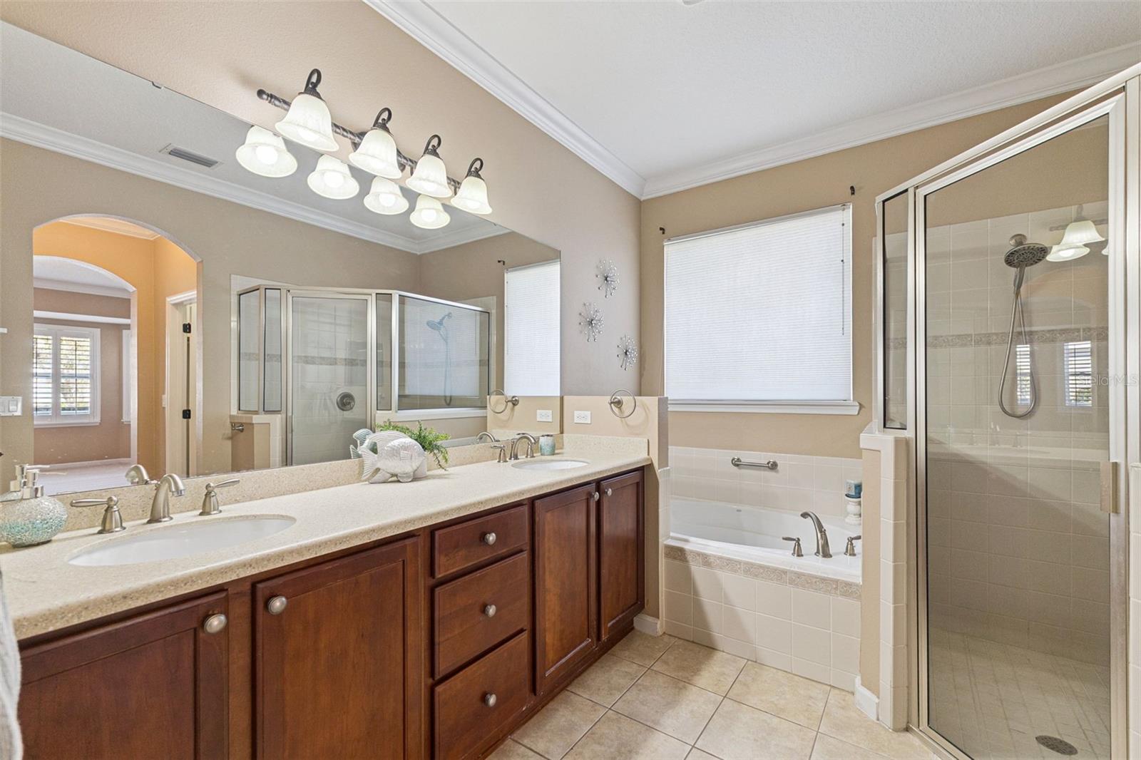 Image 31 of 56 For 1627 Victoria Gardens Drive