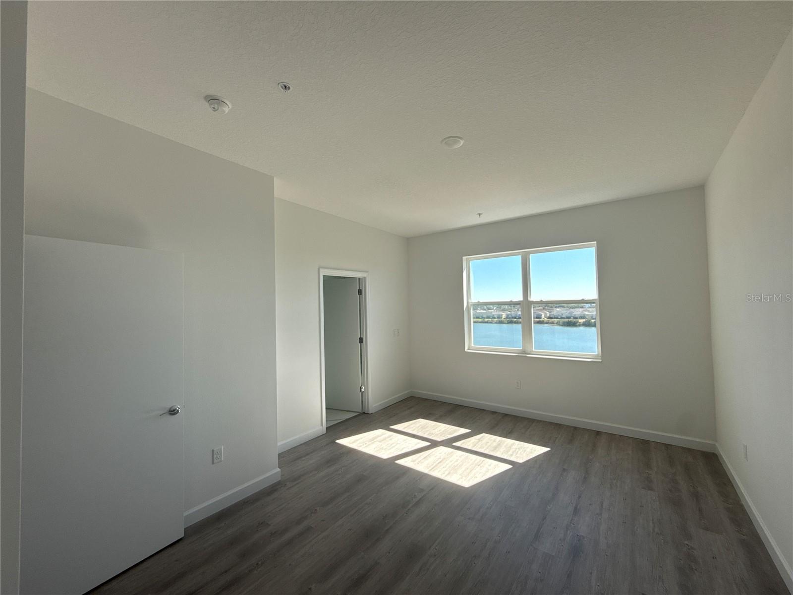 Image 20 of 33 For 420 Famagusta Drive