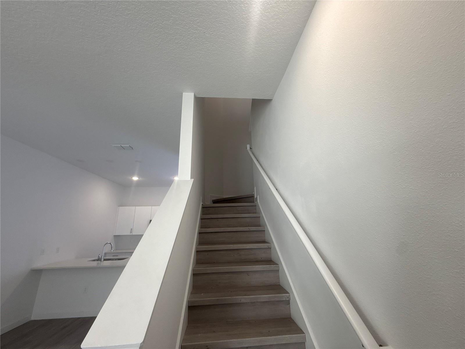 Image 11 of 25 For 399 Famagusta Drive