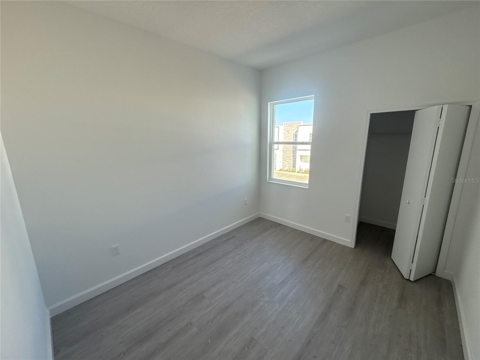 Image 14 of 25 For 399 Famagusta Drive