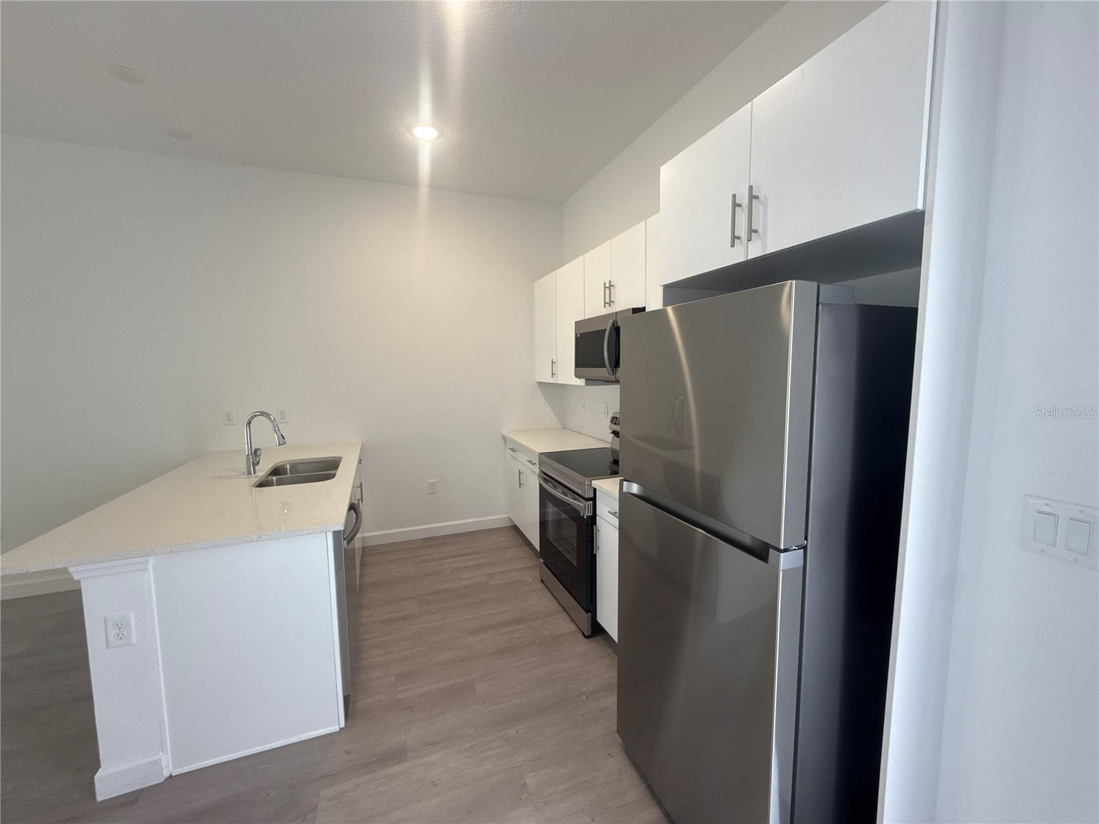 Image 4 of 25 For 399 Famagusta Drive