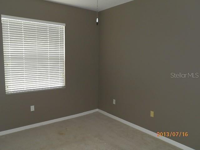 Image 12 of 25 For 228 Weymouth Drive