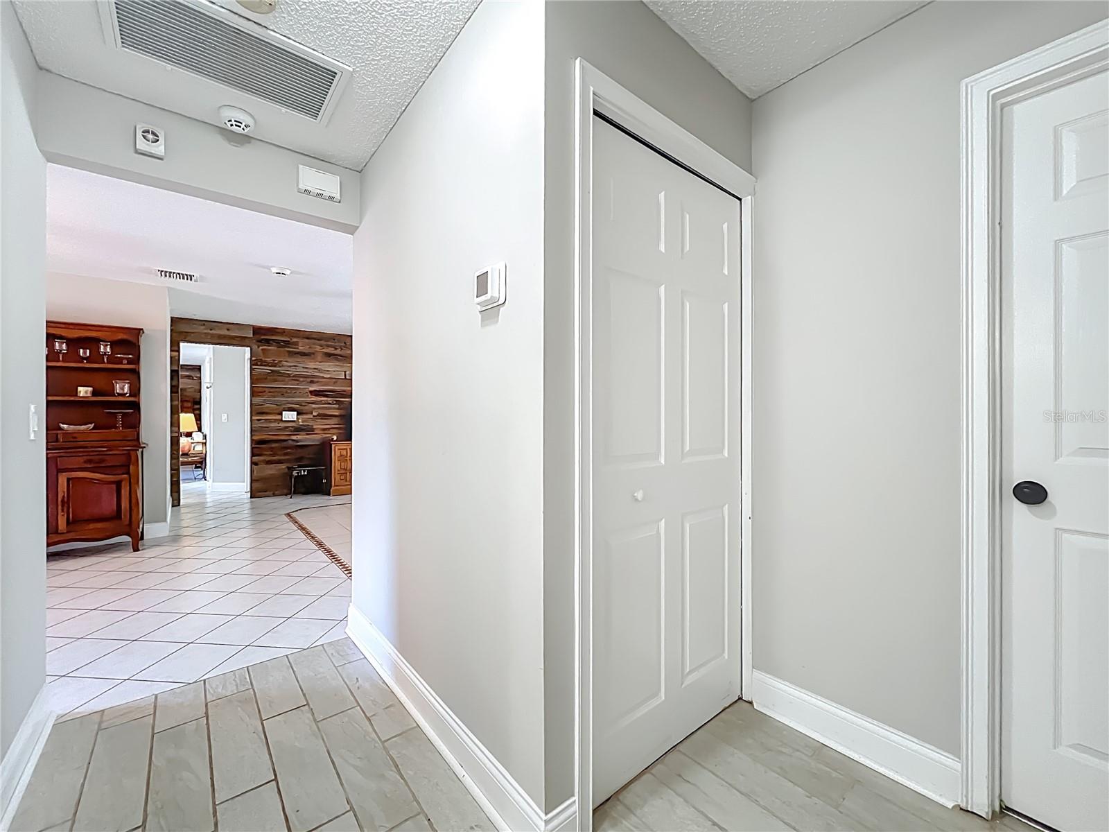 Image 21 of 39 For 5177 Chesapeake Avenue