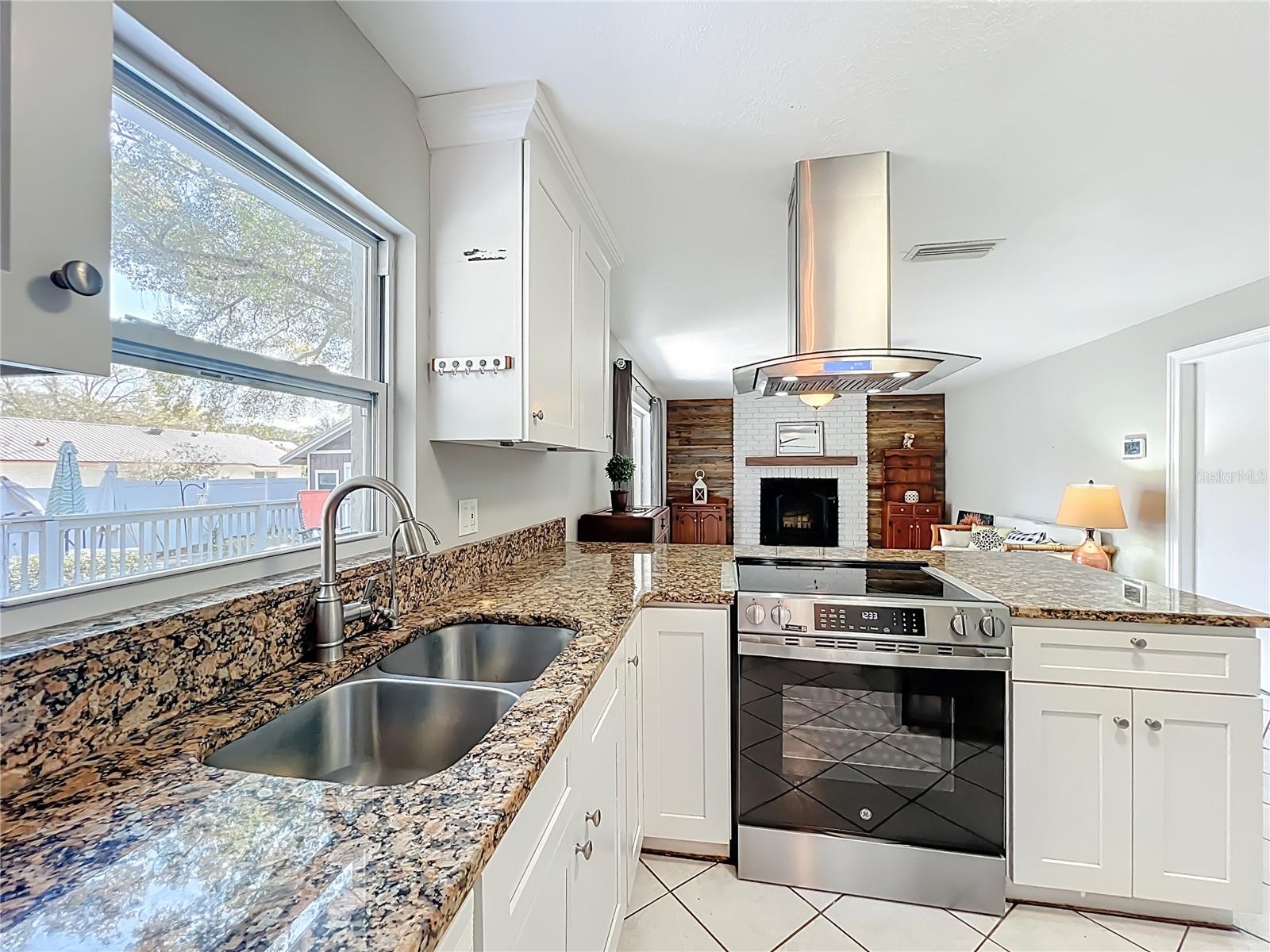 Image 8 of 39 For 5177 Chesapeake Avenue