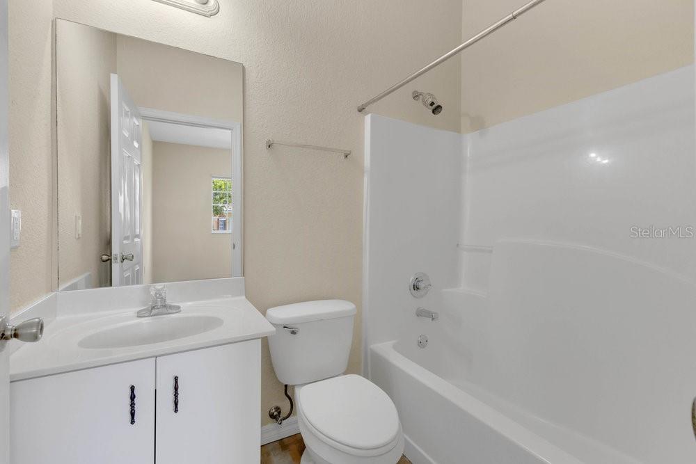 Image 18 of 33 For 305 Port Pleasant Drive A