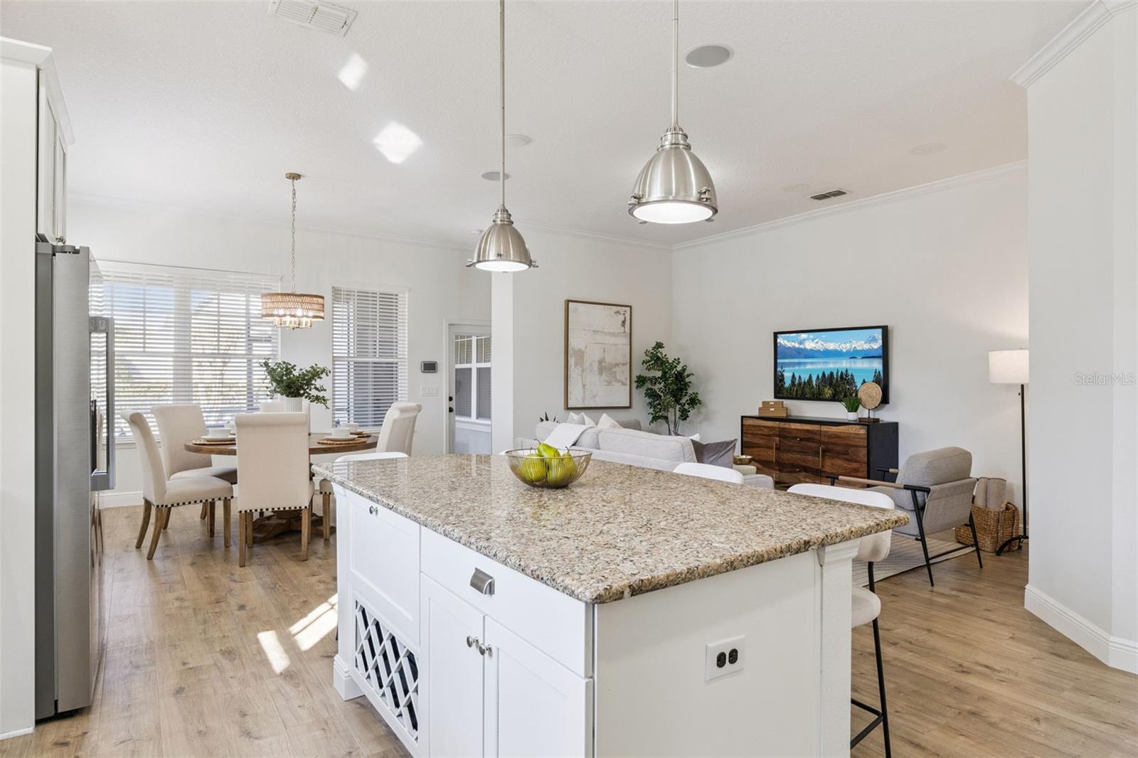 Image 13 of 49 For 8235 Sulston Street