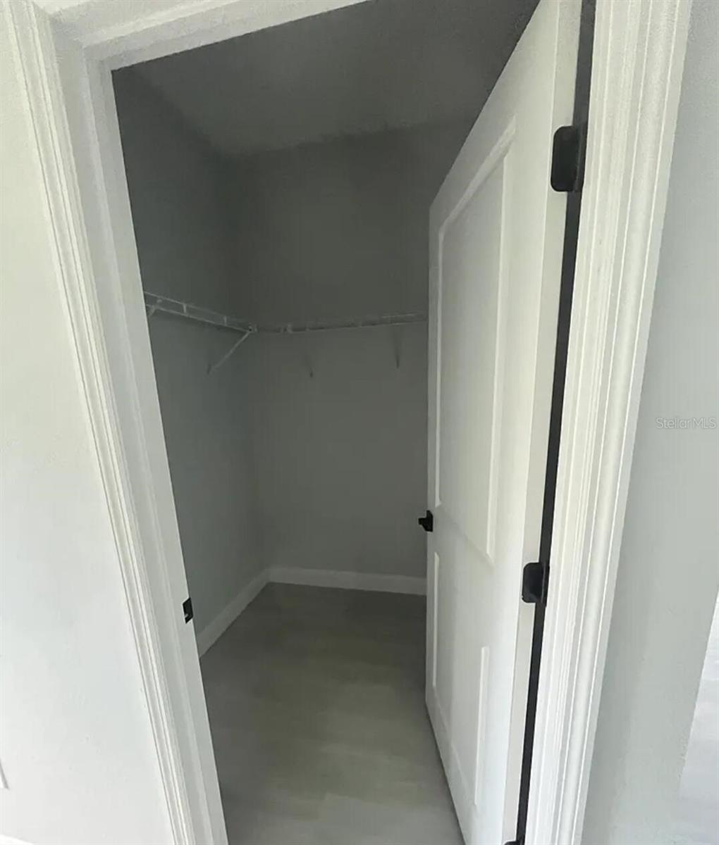 Image 7 of 12 For 4108 Jaguar Drive