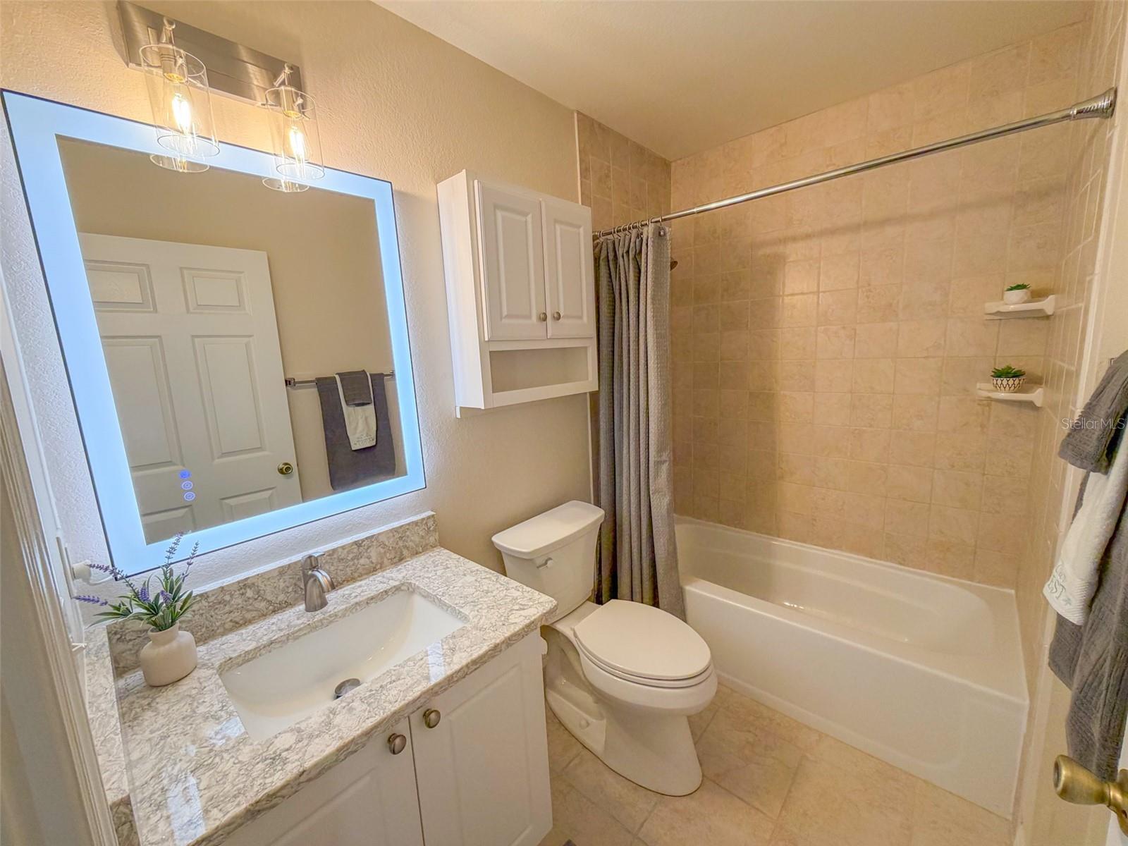 Image 15 of 31 For 2085 Isle Royale Court Se 284