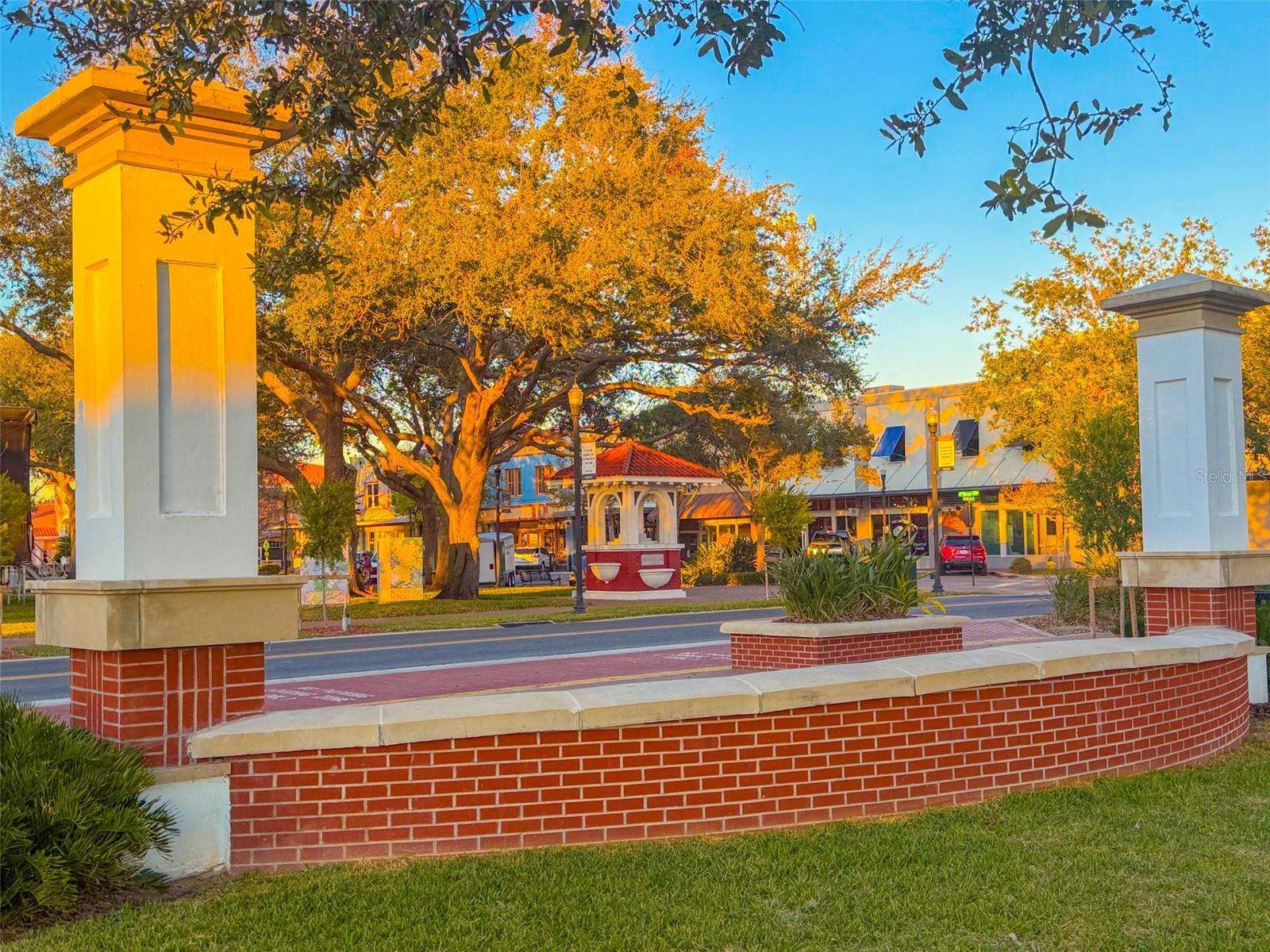 Image 31 of 31 For 2085 Isle Royale Court Se 284