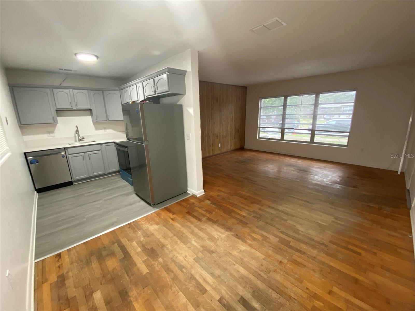 Image 2 of 15 For 5442 San Marino Place