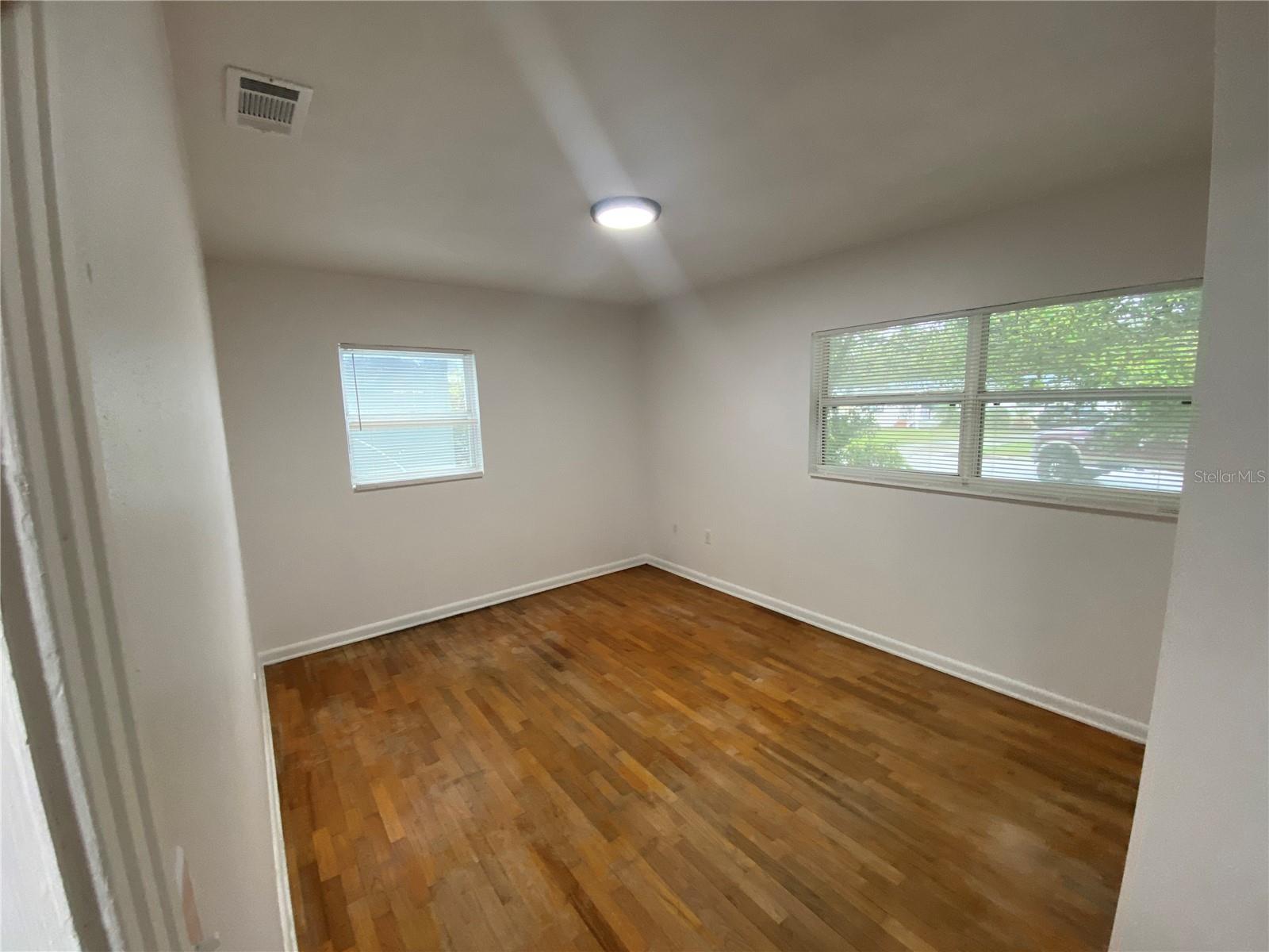 Image 4 of 15 For 5442 San Marino Place