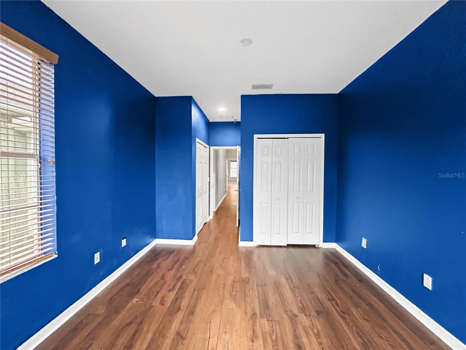 Image 20 of 33 For 2210 Park Crescent Drive