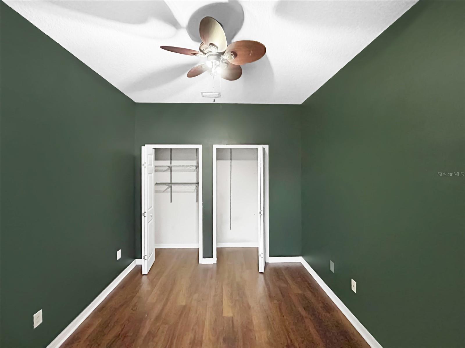 Image 24 of 33 For 2210 Park Crescent Drive