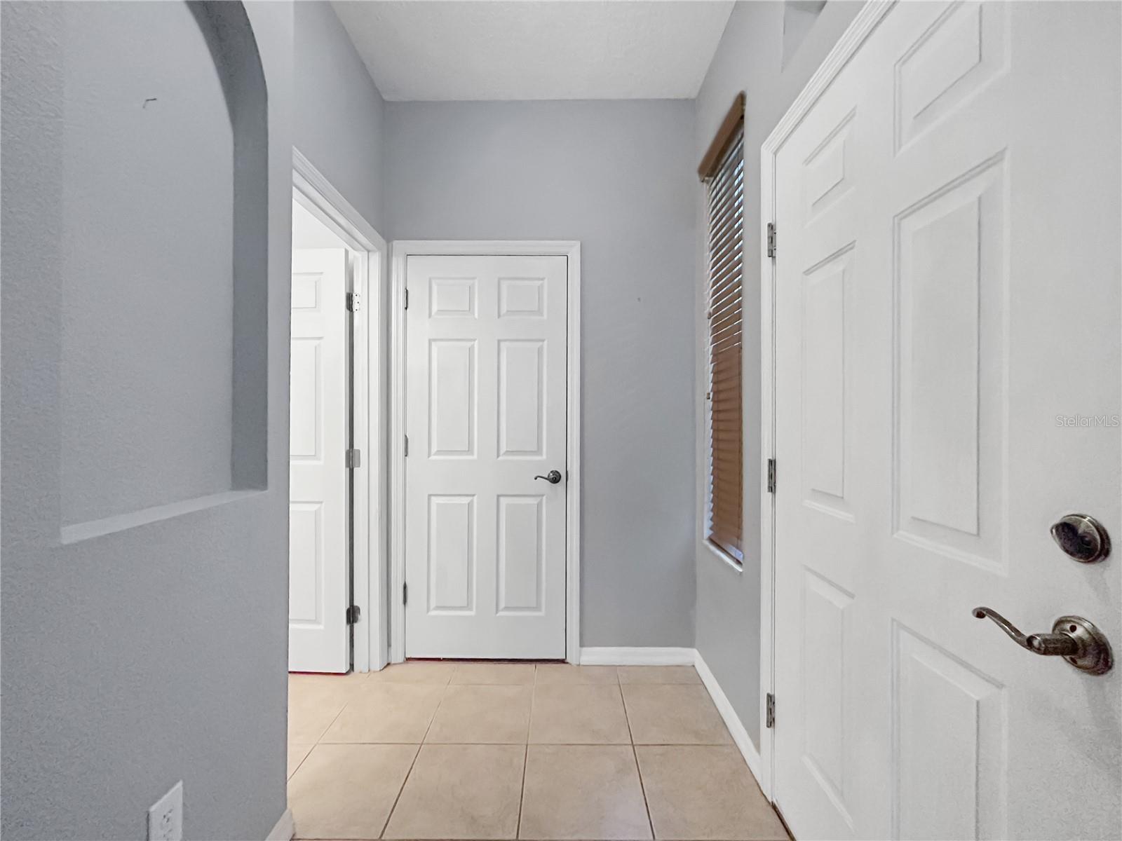 Image 26 of 33 For 2210 Park Crescent Drive