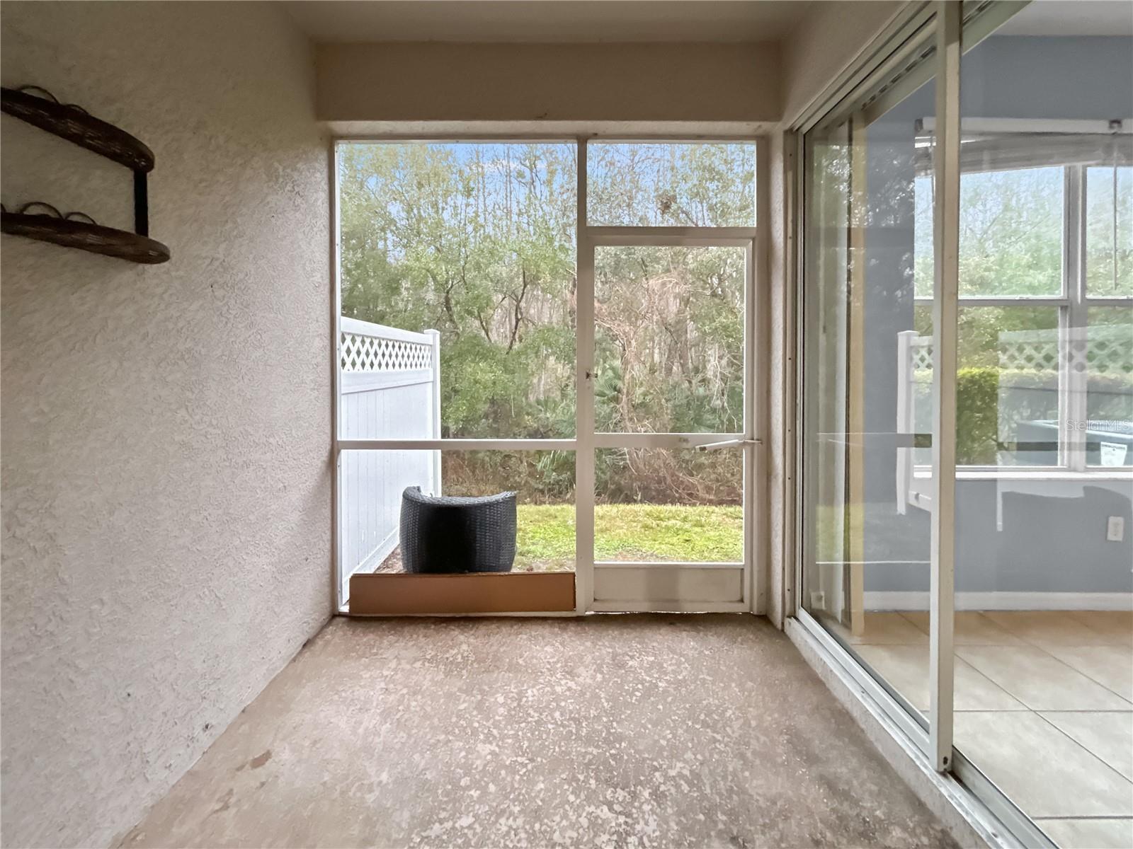 Image 28 of 33 For 2210 Park Crescent Drive