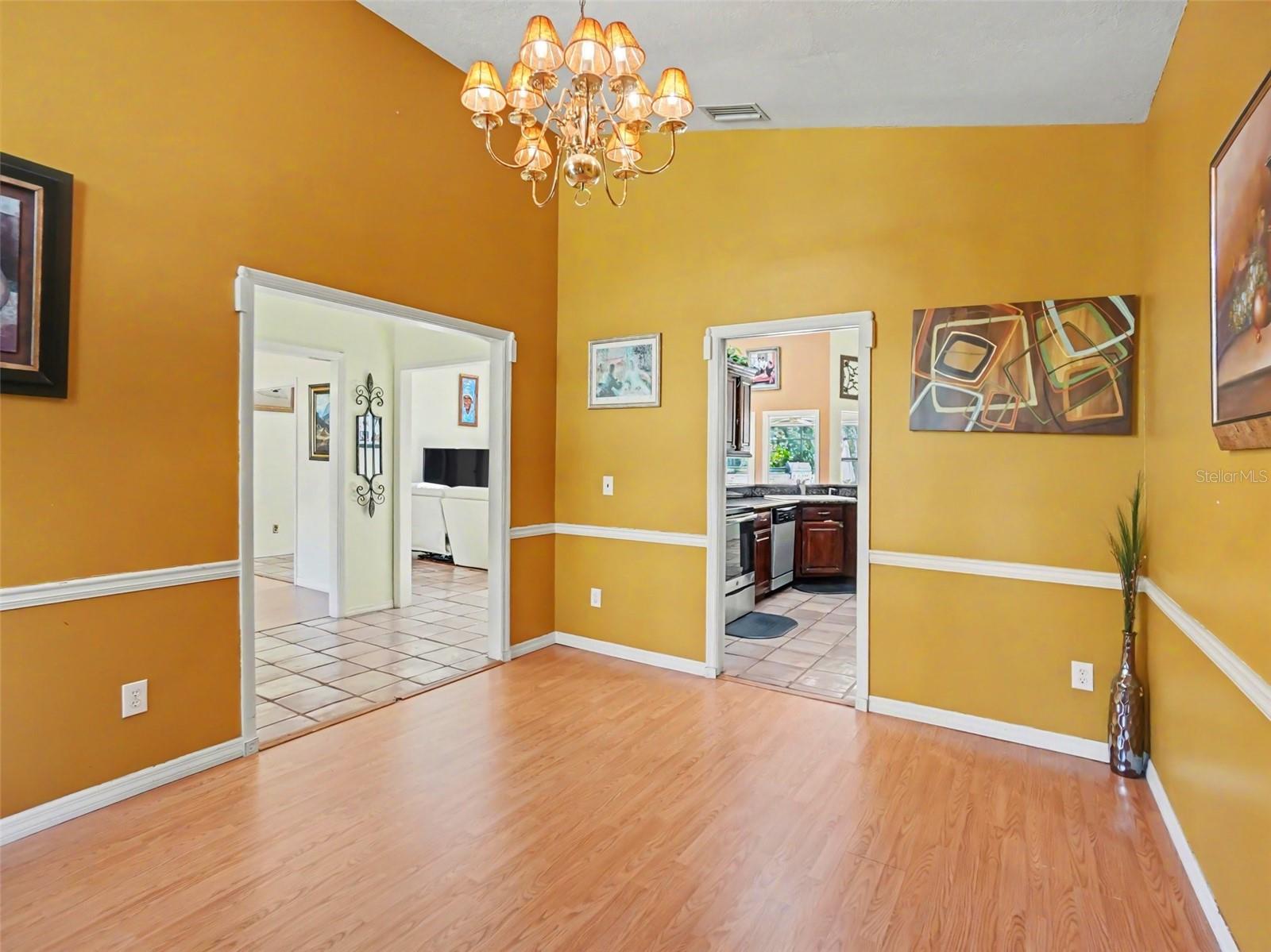 Image 13 of 33 For 8634 Whispering Willow Court