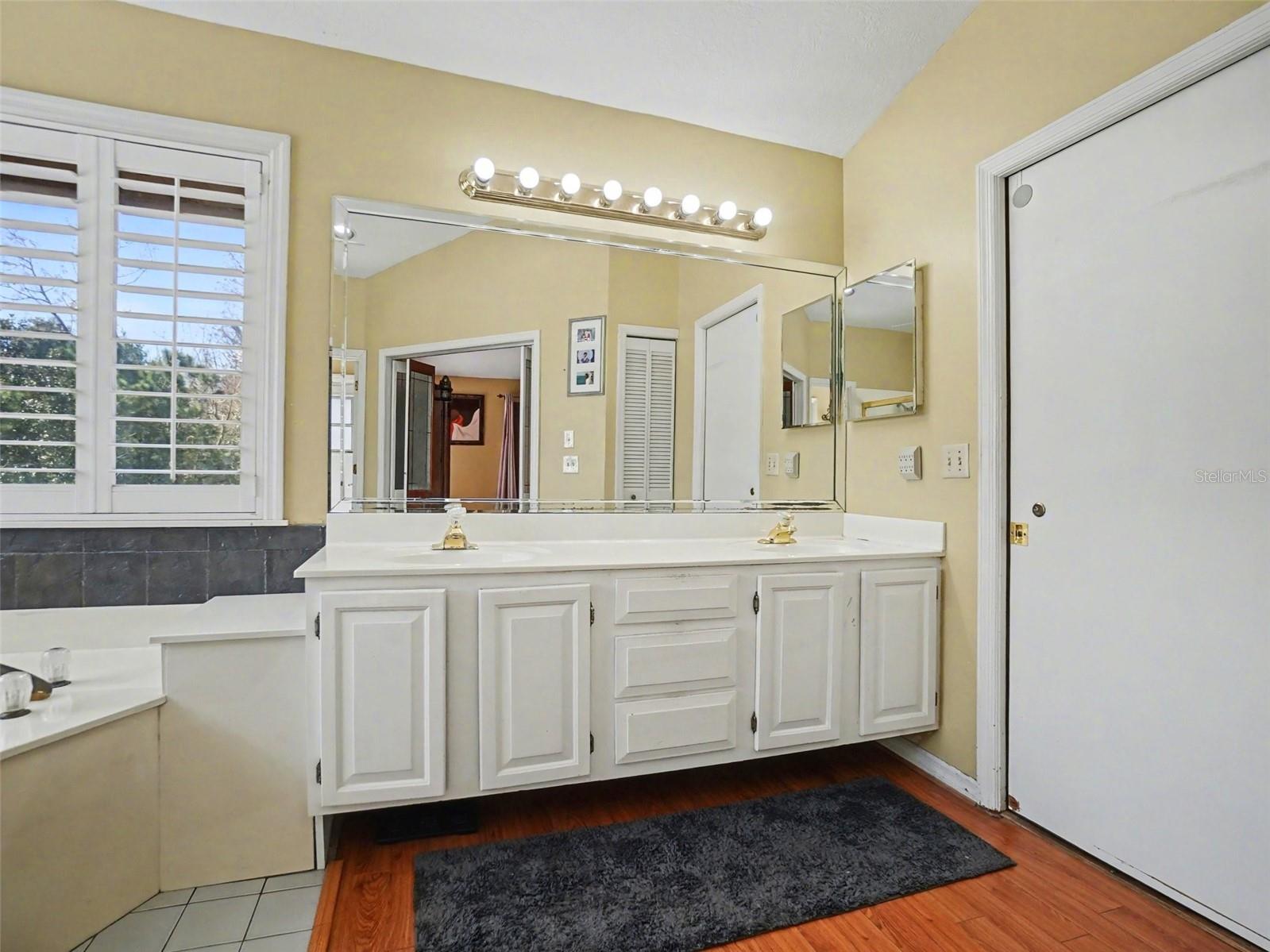 Image 19 of 33 For 8634 Whispering Willow Court