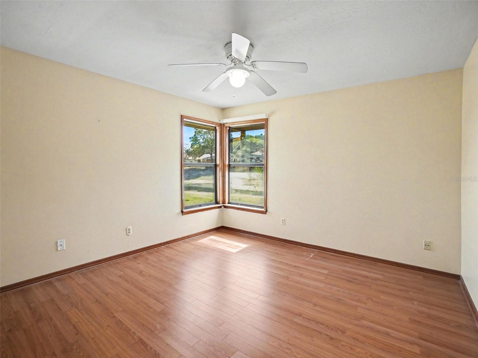 Image 26 of 33 For 8634 Whispering Willow Court