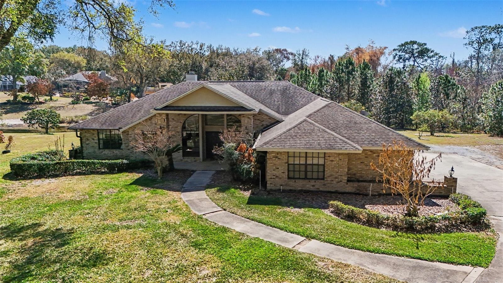 Image 31 of 33 For 8634 Whispering Willow Court