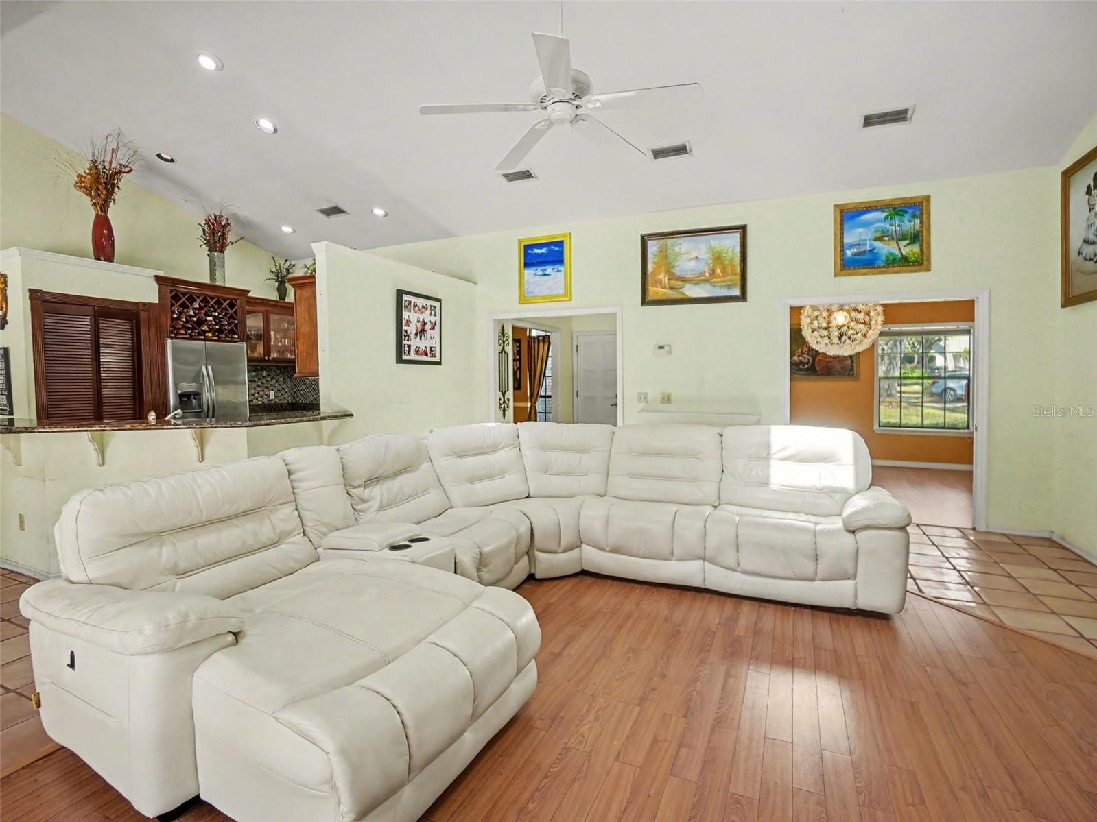 Image 5 of 33 For 8634 Whispering Willow Court