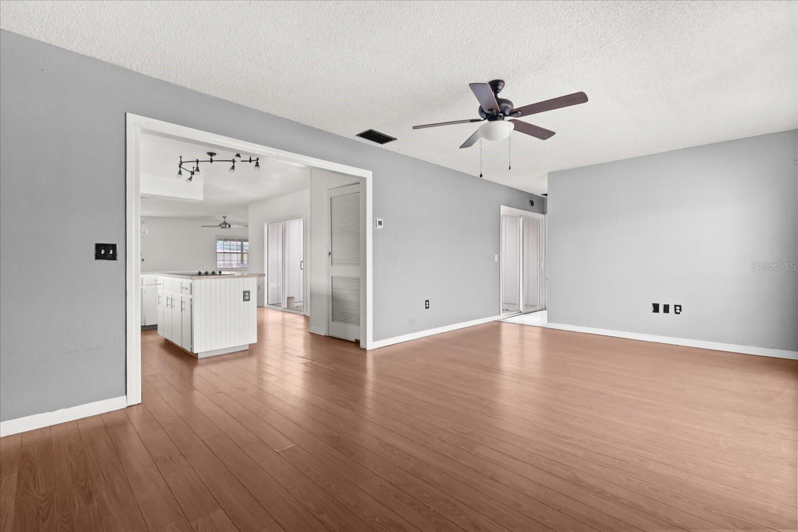 Image 5 of 11 For 1260 Keystone